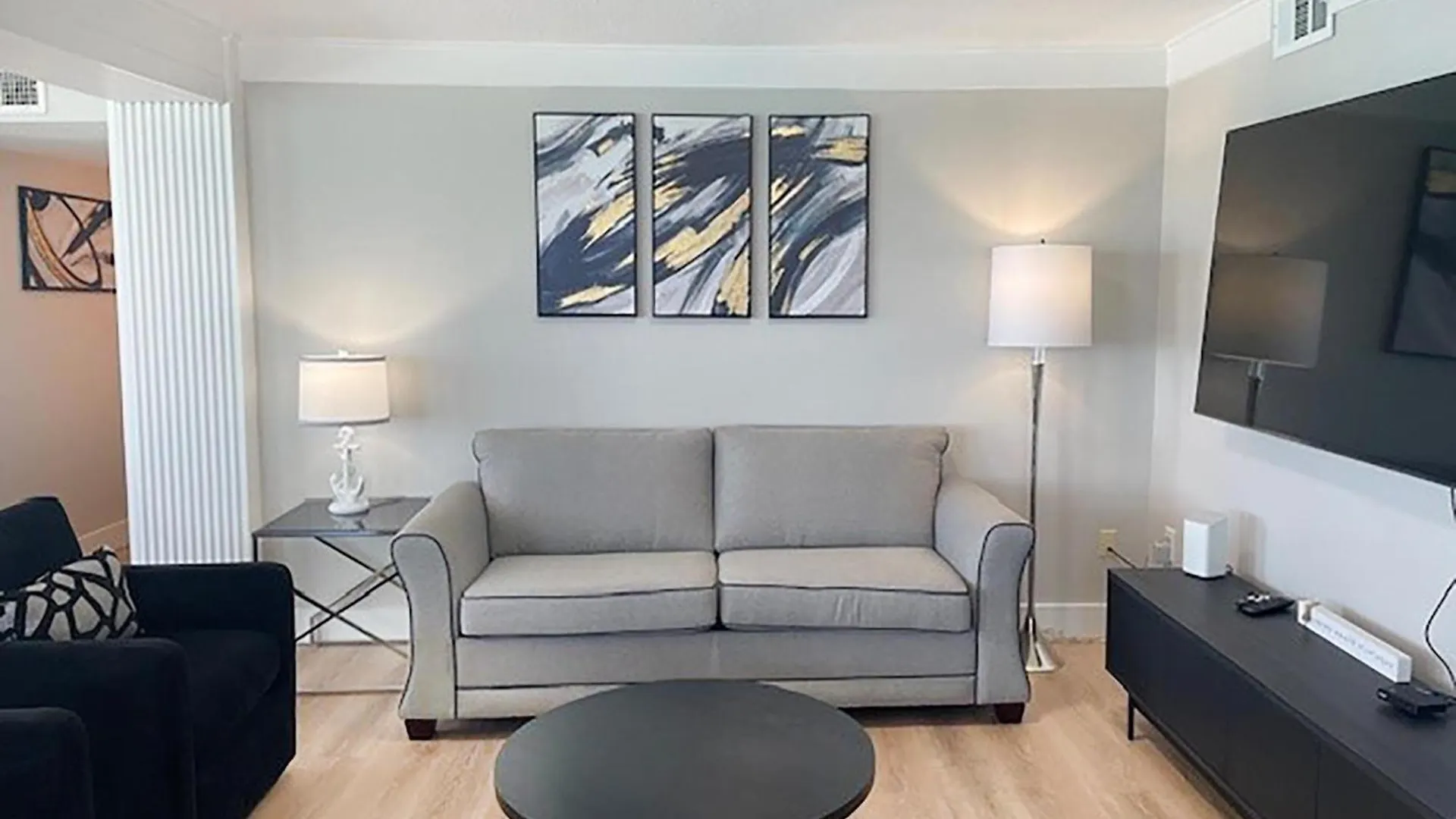 Shoreline Towers 2086 Destin Holiday home